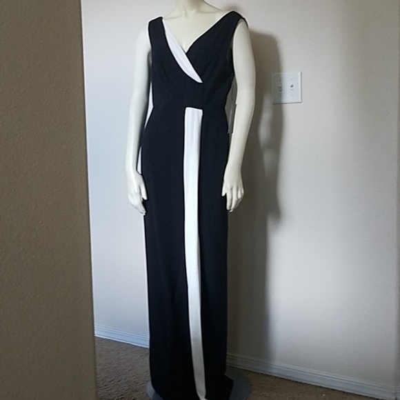 Karl Lagerfeld Dresses & Skirts - Karl Lagerfeld Paris dress
